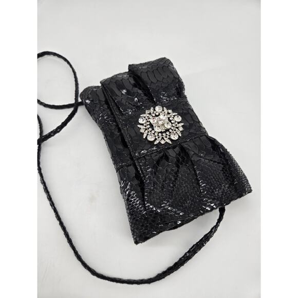 Glam Hollywood Ruffle Evening Rhinestone Brooch IMAN Global Clutch Purse - Picture 10 of 16